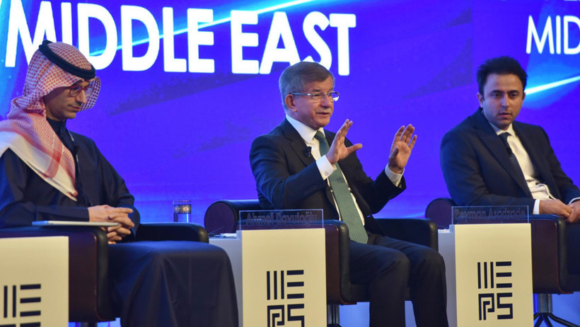 Mazlum Kobani ile Ahmet Davutoğlu aynı konferansta - Resim : 1