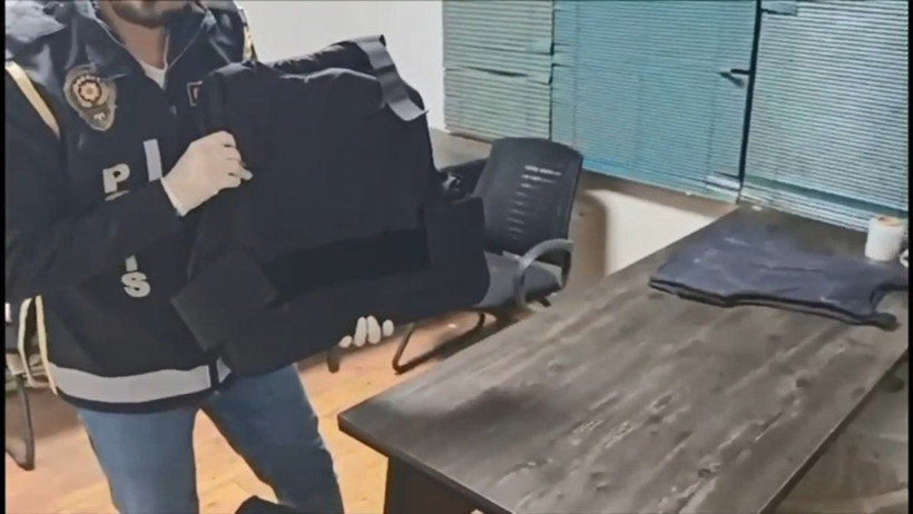 İstanbul’da bir facia önlendi! İkisi çocuk tetikçi 8 kişi yakalandı: Çelik yelek uzun namlulu silah… - Resim : 1