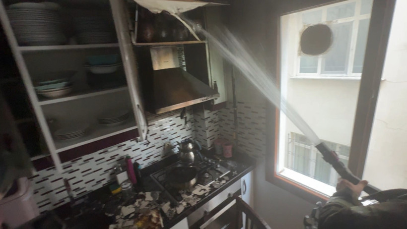 Unutkanlığını az daha canı ile ödüyordu! İstanbul’da korku dolu anlar: 3 kişi hastaneye kaldırıldı - Resim : 2