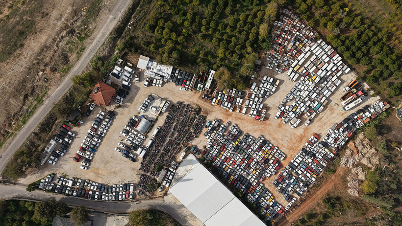Antalya'da 2 bin 500 otomobil çürümeye terk edildi - Resim : 2