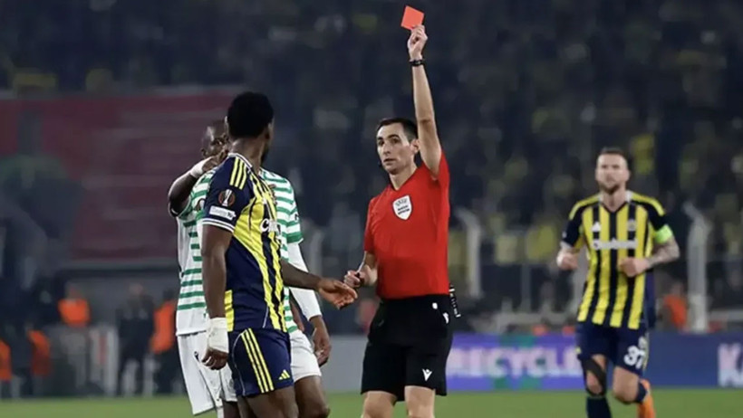 Jhon Duran'ın rakibine kafa atma sebebi ortaya çıktı! - Resim : 2