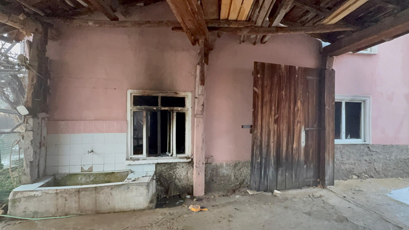 Bükerler Köyü'nde kış ortasında kabus: Bir aile evsiz kaldı! Sabaha karşı alevler her şeyi yuttu - Resim : 4