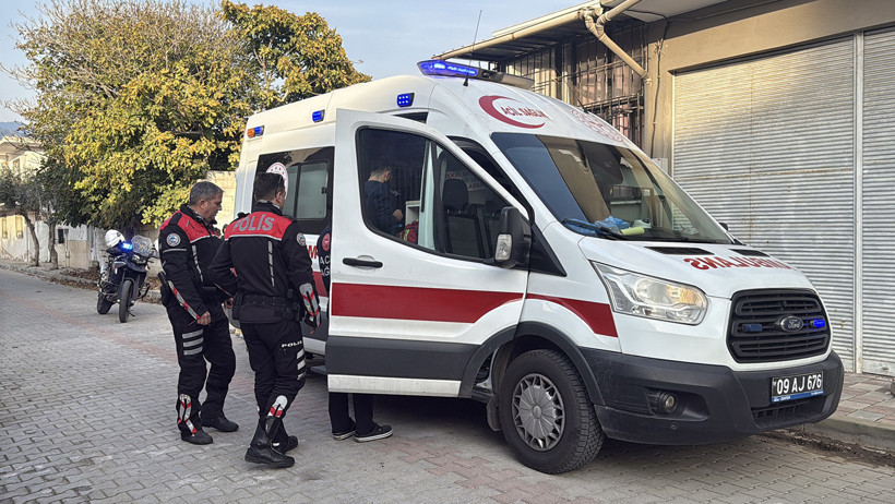 Soba borusu takarken çatıdan düştü: Kadın ağır yaralı! - Resim : 1