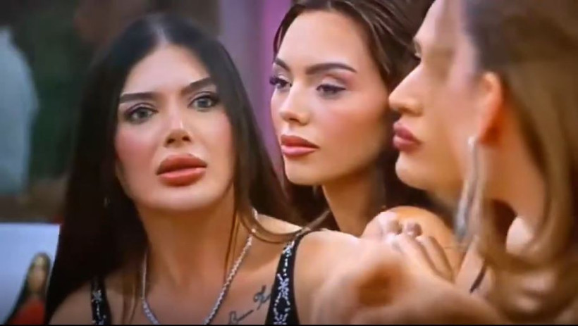 Kısmetse Olur: Aşkın Gücü’nde saç baş yolduran kavga! Ayla ve Belis birbirine girdi: Öykü Serter çaresiz kaldı - Resim : 15