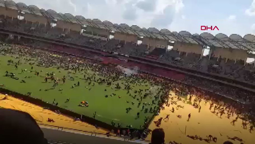 Eski Başbakan Odinga’nın cenazesi savaş alanına döndü: Nairobi’dek kargaşa! - Resim : 3