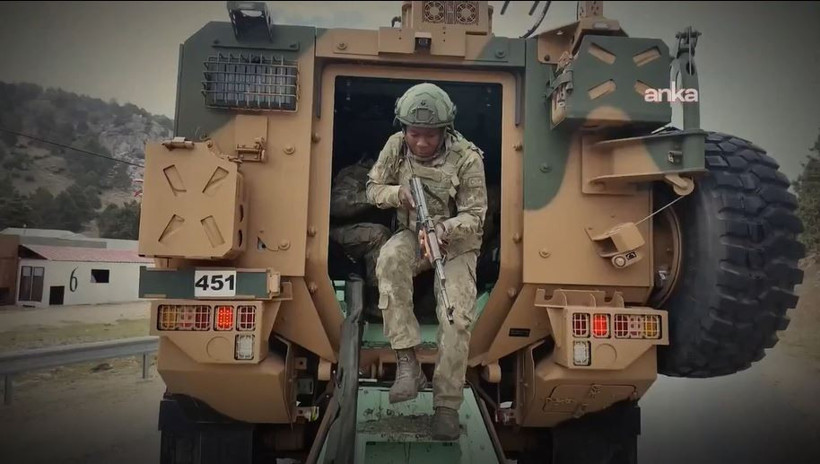 Türk eğitimiyle Yetişen Afrikalı komandolar göreve hazır - Resim : 4