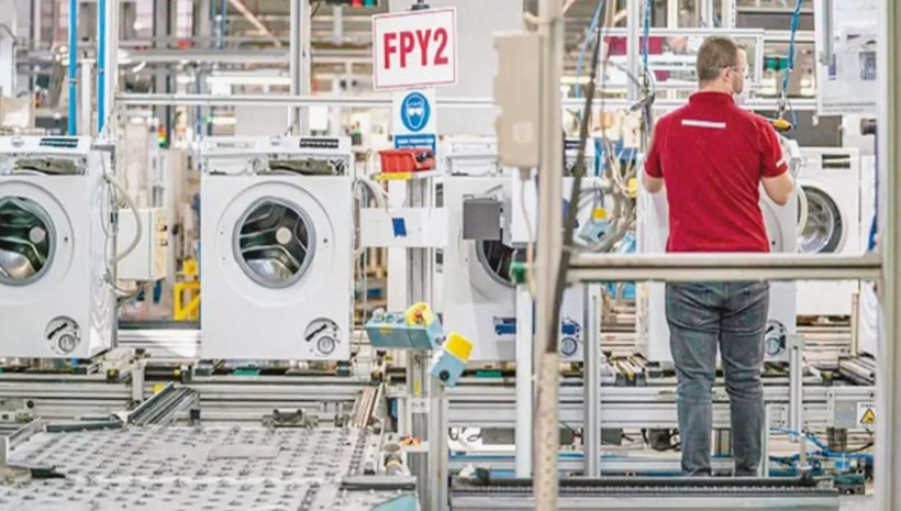 Dünyaca ünlü beyaz eşya devi 2 fabrikasına kilit vuracak. Yüzlerce çalışan işsiz kalacak - Resim: 5