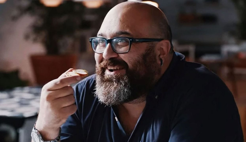 MasterChef Somer Sivrioğlu ve sevgilisi Tilbe Uslu ilişkisi çatırdıyor mu? Yaş farkıyla gündem olmuşlardı - Resim: 16