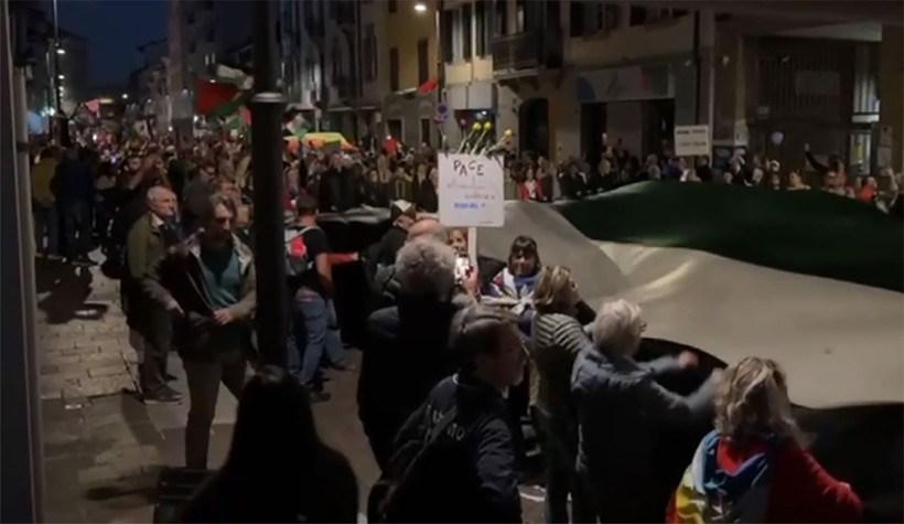 Milli maç protestolar altında oynandı: Binlerce kişi İsrail'e tepki gösterdi - Resim : 1