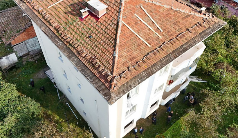 Trabzon’da yürek yakan kaza! Çatı ustası son işinde hayatını kaybetti - Resim : 3