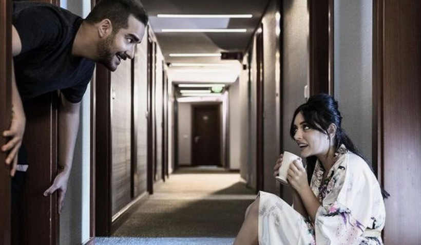 Enis Arıkan ‘Ezgi Mola' sorusuna bile katlanamadı: Daha düne kadar çifte kumrular gibiydiniz! - Resim: 22