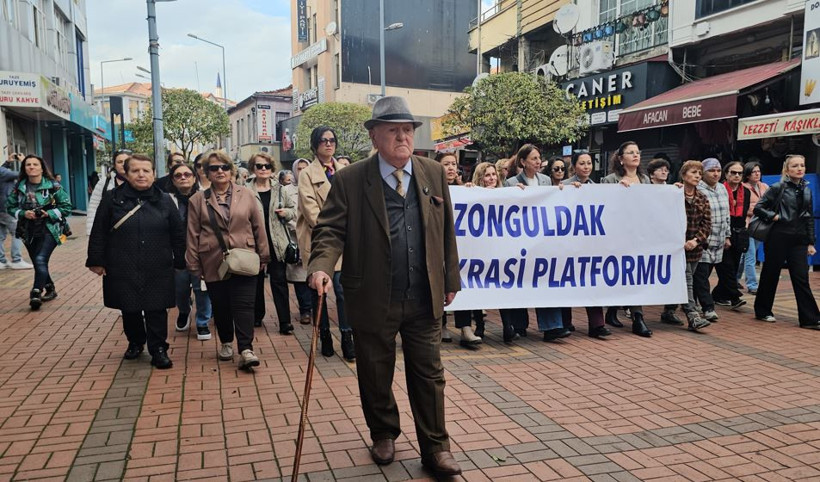 Çaycuma’da kadınlar ayakta! - Resim : 3