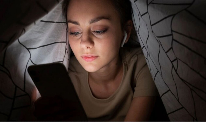 Uyuşturucudan farkı yok! Sanal beğeniler, gerçek acılar: Dijital tuzağın karanlık yüzü - Resim: 3