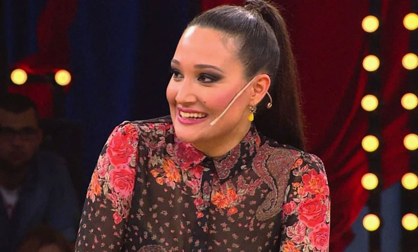 Çocukluk fotoğrafındaki o minik kız şaşırttı! Şu an tüm Türkiye'nin tanıdığı bir isim - Resim: 27