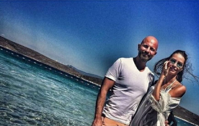 Yasemin Ergene’den ayrılan İzzet Özilhan eğlencede yakalandı: Bekar hayatına hızlı giriş yaptı - Resim: 38