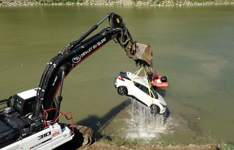 Sera Gölü’nde alarm! Mahsur kalanlar kurtarıldı! Tatbikat gerçeği aratmadı - Resim : 1