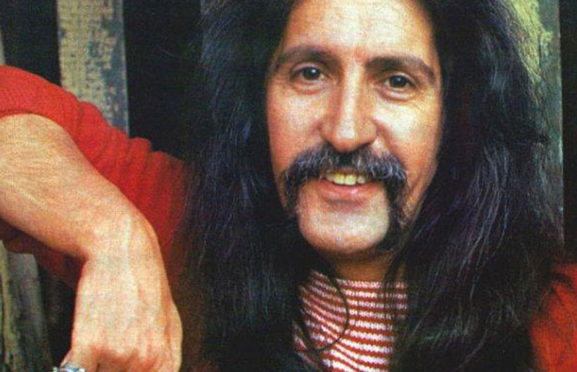 Türk Müziği’nin dev ismi Barış Manço’nun hiç görmediğiniz çocukluk karesi olay oldu! 7'den 77'ye herkesin sevgilisiydi - Resim: 38