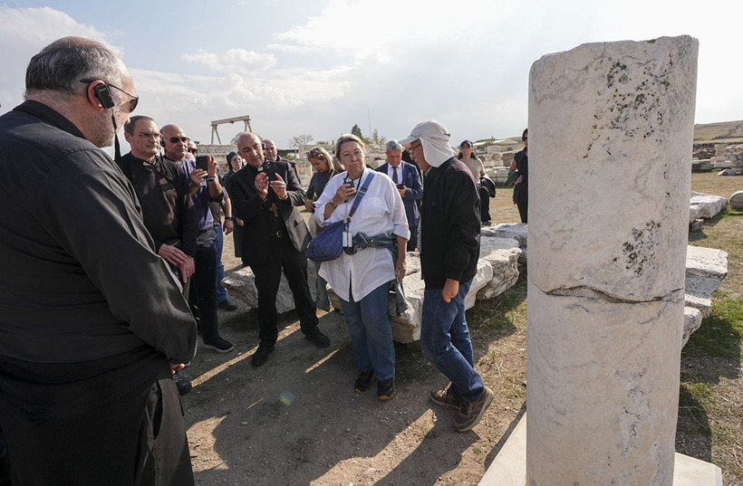 Papa 14. Leo'nun Türkiye ziyareti öncesi Vatikan heyeti Denizli'de! - Resim: 3