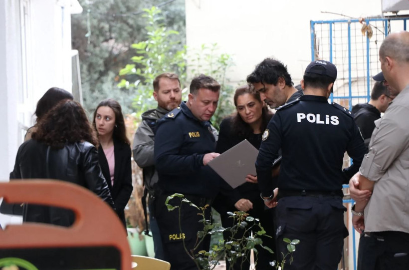 Arabeskin kraliçesi Güllü’nün ölümünde sır perdesi aralanıyor! Evlatları o geceyi anlattı: "Dans ederken bir anda..." - Resim: 5