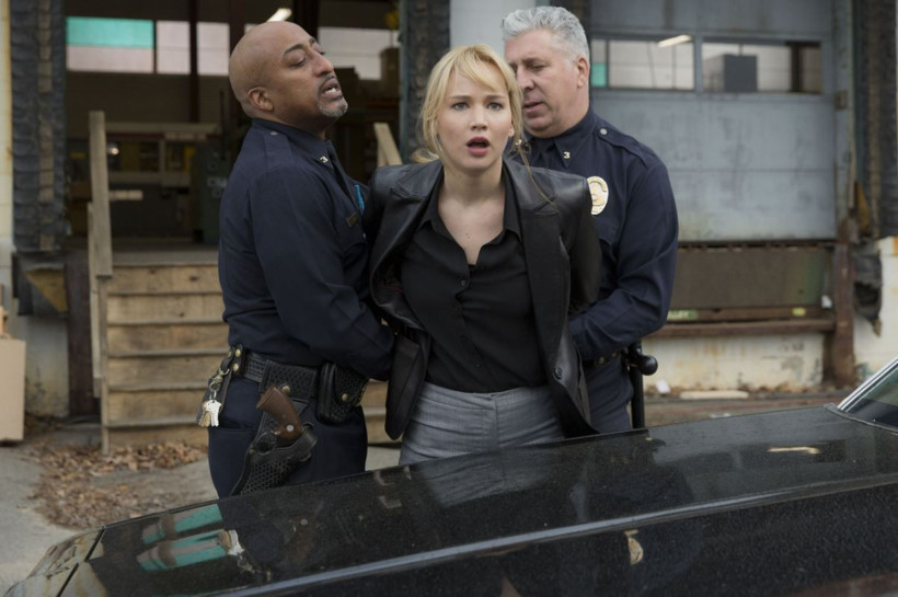 Oscar’lı yıldız Jennifer Lawrence ameliyat masasına yatıyor: İşte tarih! - Resim: 25