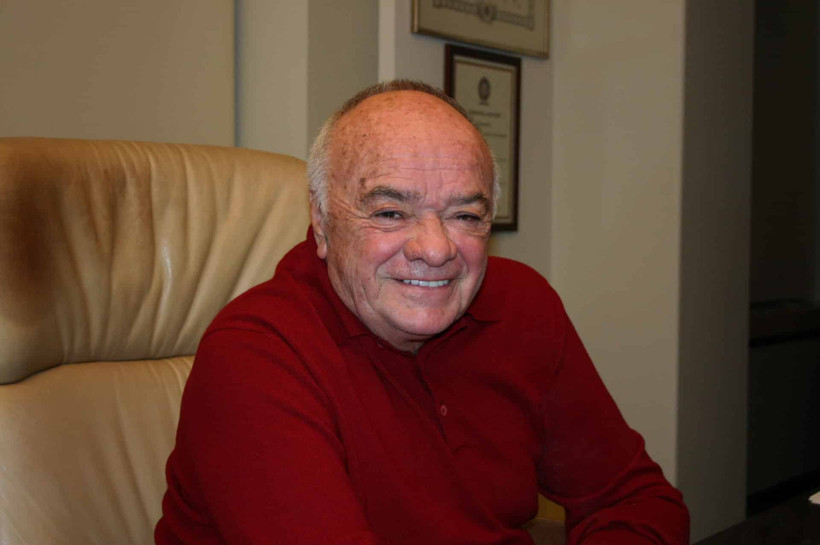 Dev mirasta büyük sır ortaya çıktı! Babalık davasını kazanmıştı: Mezarı açılan Şarık Tara 2.4 milyar dolar servet bıraktı - Resim : 5