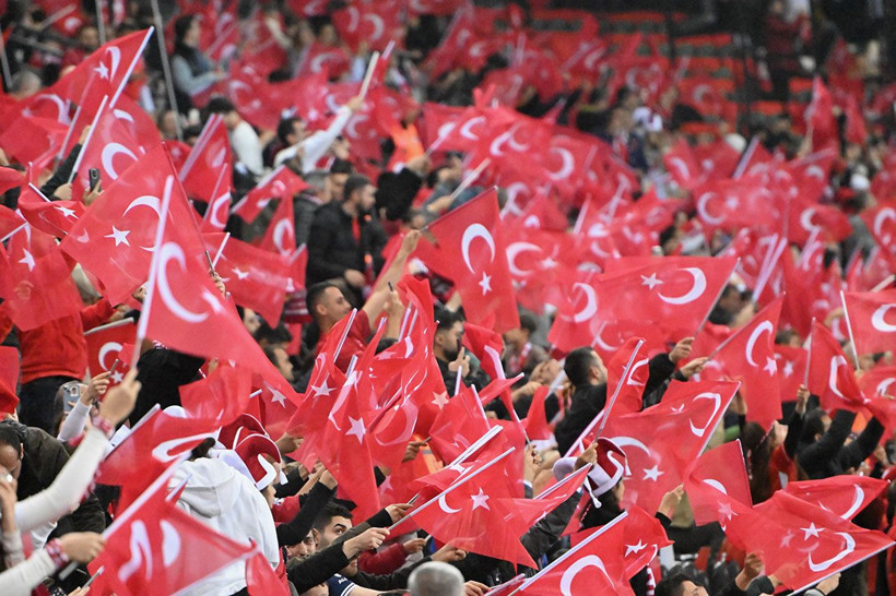 Kocaeli'de milli takıma büyük destek: "Türk önde, Türk ileri!" - Resim: 1