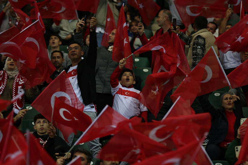 Kocaeli'de milli takıma büyük destek: "Türk önde, Türk ileri!" - Resim: 8