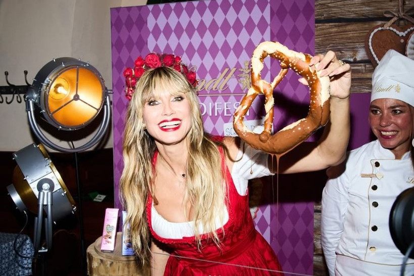 Suşi yiyenler dikkat! Ünlü model Heidi Klum kurtlardan bakın nasıl kurtuldu: İğrenç içeceğin sırrı - Resim : 20