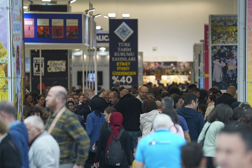 22. Ankara Kitap Fuarı'na veda: 400 bin ziyaretçiyle rekor kırdı! - Resim: 10