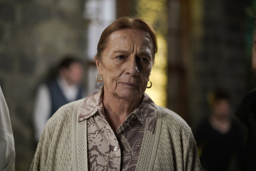 Gözleri KaraDeniz'in Çamlıhemşin’deki setini ayı bastı! Oyuncular şaşkın: Kadroya bomba transferler geldi - Resim: 16