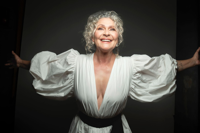 Uzak Şehir’in Sadakat’i şaşırttı! “Sadakat’i kimsenin incitmesine izin vermem” - Resim : 4