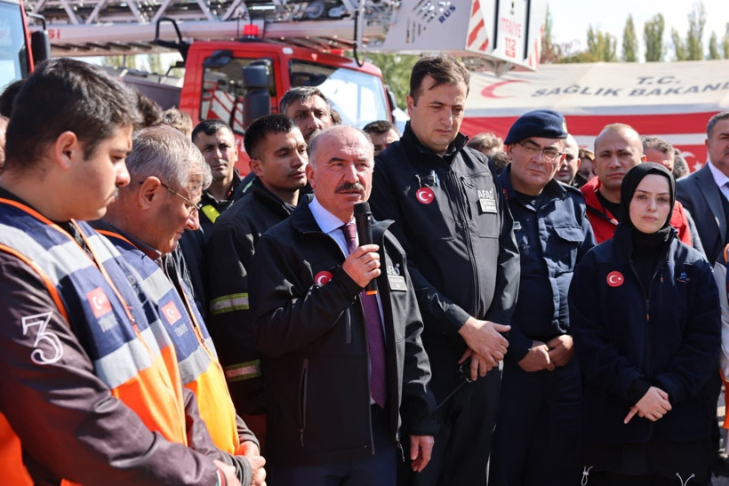 Kentsel yangın senaryosu gerçeği aratmadı! Çorum'da dev tatbikat! - Resim: 7