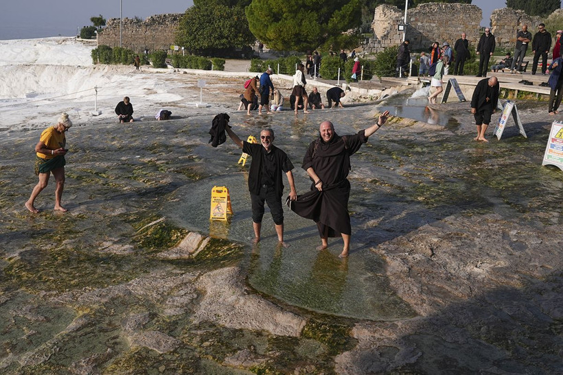 Papa 14. Leo'nun Türkiye ziyareti öncesi Vatikan heyeti Denizli'de! - Resim: 36