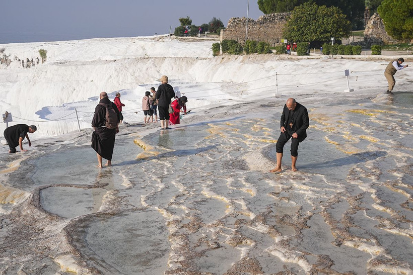 Papa 14. Leo'nun Türkiye ziyareti öncesi Vatikan heyeti Denizli'de! - Resim: 33