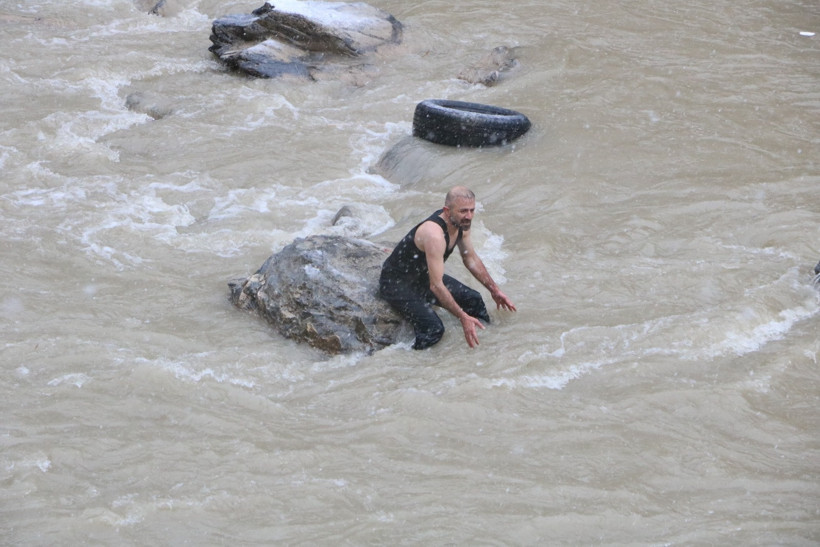 Zap Suyu'nda nefes kesen operasyon - Resim : 4