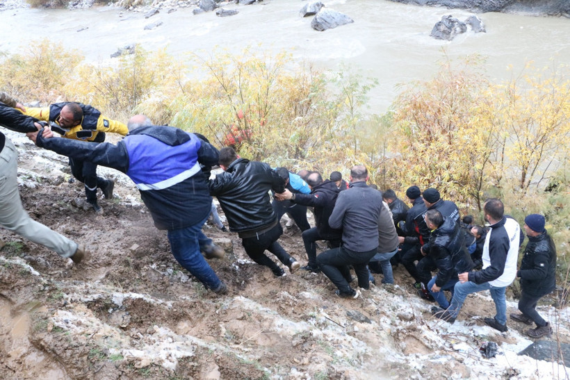 Zap Suyu'nda nefes kesen operasyon - Resim : 2