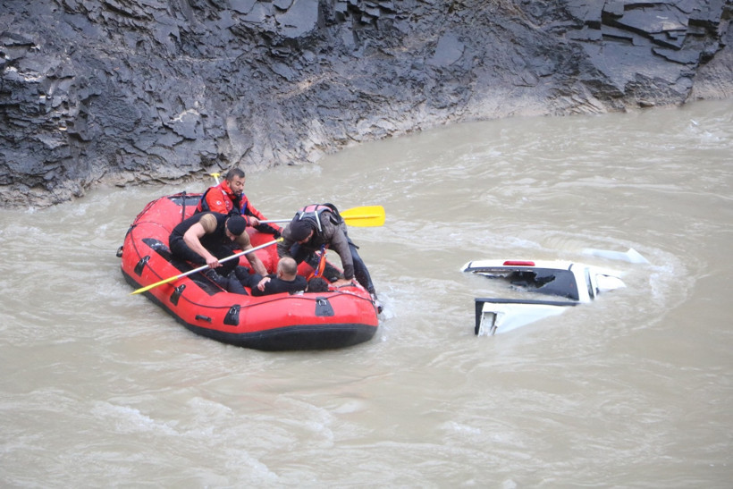 Zap Suyu'nda nefes kesen operasyon - Resim : 3