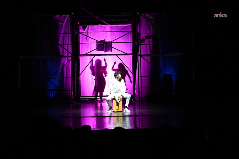 3. Kırşehir Tiyatro Festivali başladı - Resim : 2