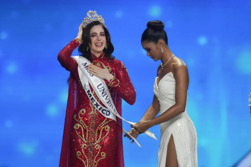 ‘Aptal’ denilen Meksikalı Fatima Bosch ‘Kainat güzeli’ oldu: Türkiye güzeli Ceren Arslan ilk 30’a giremedi - Resim : 3