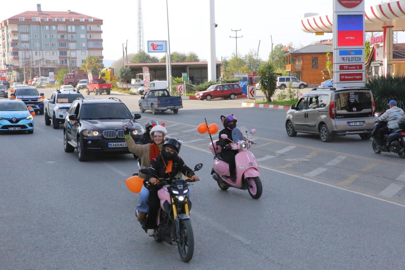 Rize’de kadınlar şiddete karşı direksiyon başına geçti - Resim : 3
