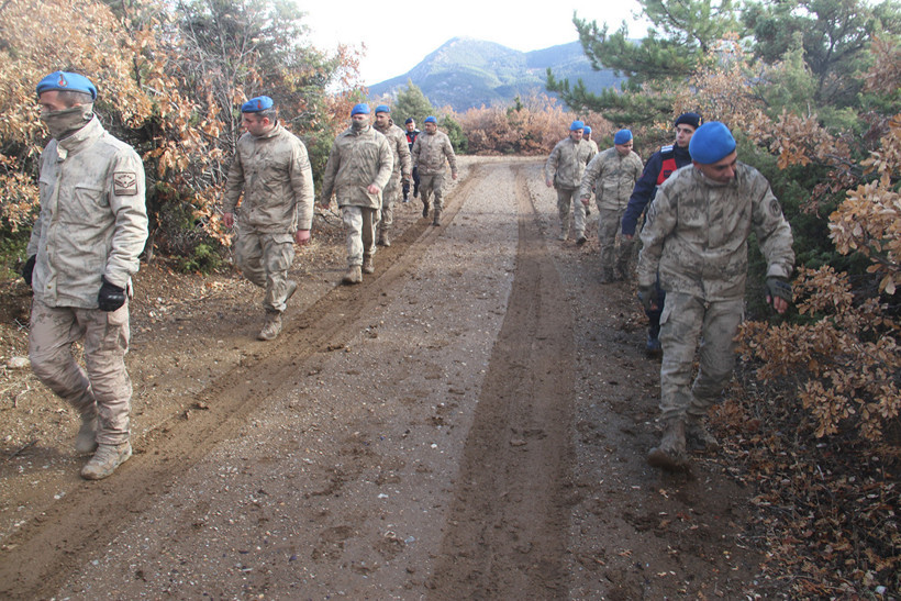 Göletler, dereler, ormanlar tarandı: 4 gündür iz yok: 15 yaşındaki Berk İvacık Nerede? - Resim : 4