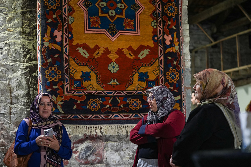 İzmir'de "Hollanda ve Türkiye: Ortak Miras" sergisi açıldı - Resim : 10