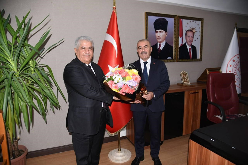 Balıkesir eğitiminde bayrak değişimi! - Resim : 3