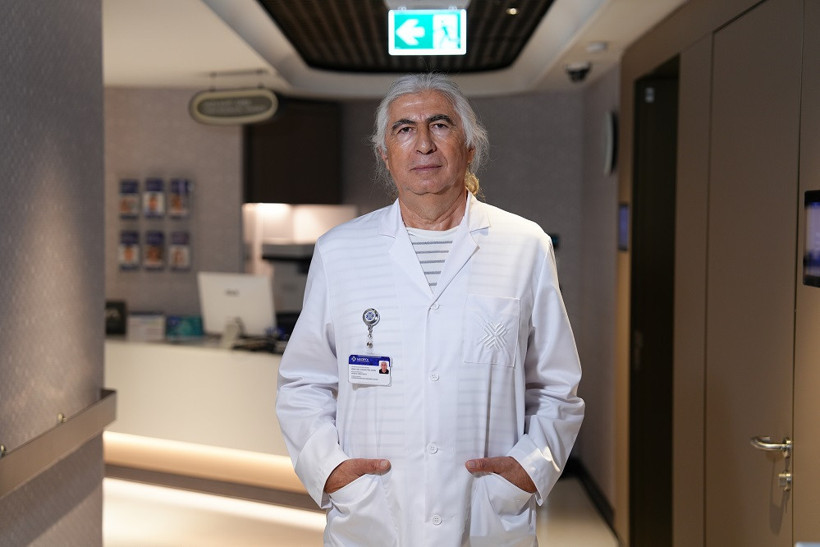 Robotik cerrahiyle ağrısız ameliyat! El titremesi dönemine son - Resim : 1