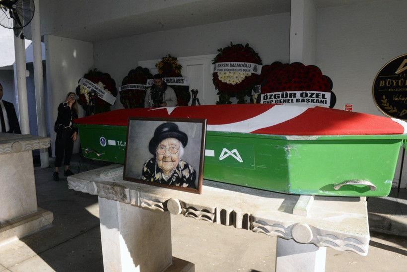 Muazzez İlmiye Çığ'sız bir yıl - Resim : 3