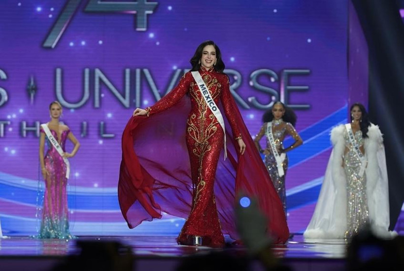 Miss Universe güzeli Fatima Bosch tacı aldı ama şaibe kalkmadı! Baba torpili mi, yetenek mi? ‘24 saat önce belliydi’ iddiası - Resim : 3