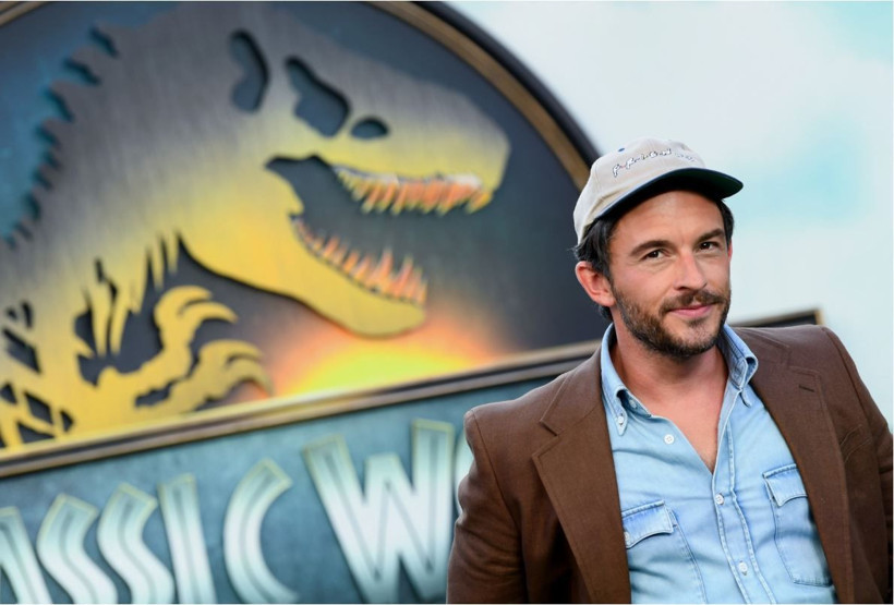 2025 yılının yaşayan en seksi erkeği Jonathan Bailey seçildi! Bridgerton ve Wicked’in yıldızı eşcinsel olduğunu açıklamıştı - Resim: 33