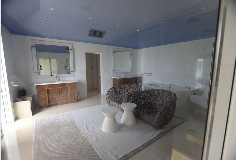 'Pedofili' adasının ilk görüntüleri... İşte Epstein adası - Resim: 1