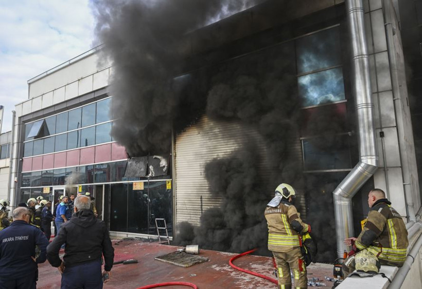 Ankara OSB’de yangın! İtfaiye ekipleri seferber oldu - Resim : 2