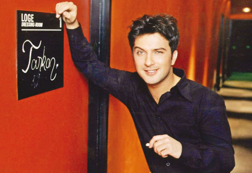 Beyazlar içindeki bu masum yüz kim? Sadece Türkiye değil, Dünya onu tanıyor! - Resim: 12